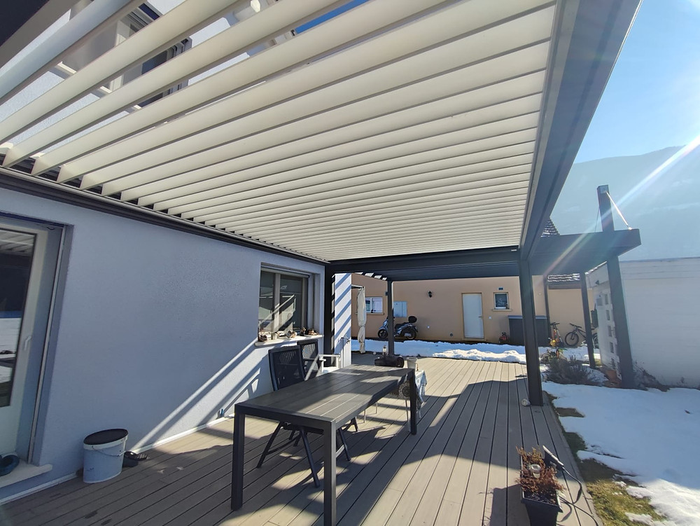Pergola Bioclimatique Solembra à Sion dans le Valais (Suisse)