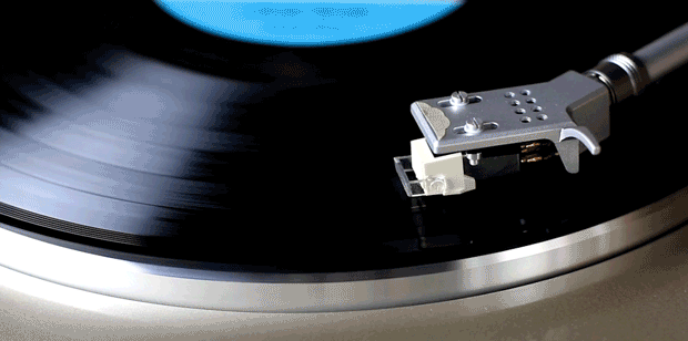 turntable-gettyimages-825858078-3-1579202360.gif