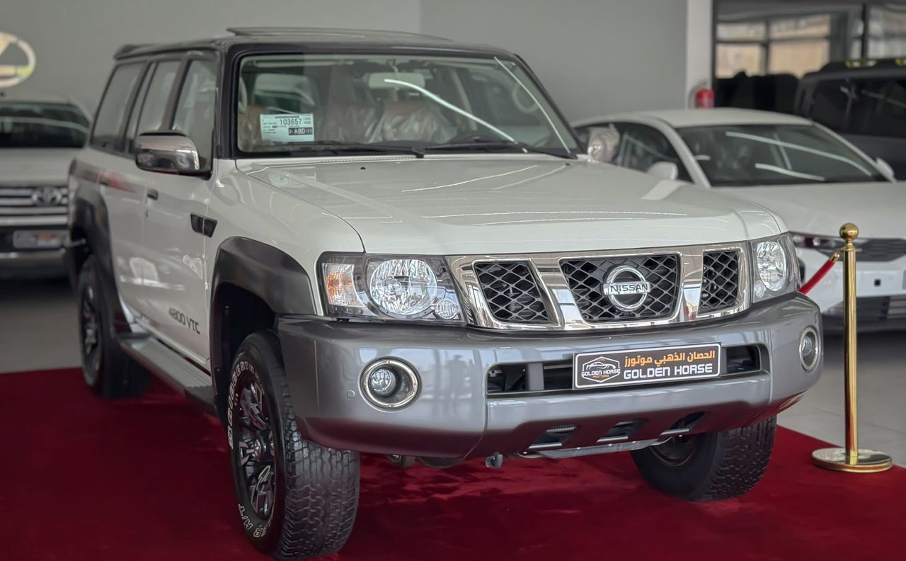 NISSAN SUPER SAFARI