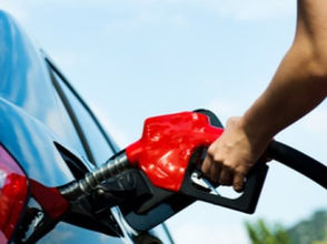 ሐምሌ 22፣2016 - በነዳጅ የሚሰሩ አውቶሞቢሎች ወደ ሀገር ውስጥ እንዳይገቡ ተጥሎ የነበረው ክልከላ ተነሳ።