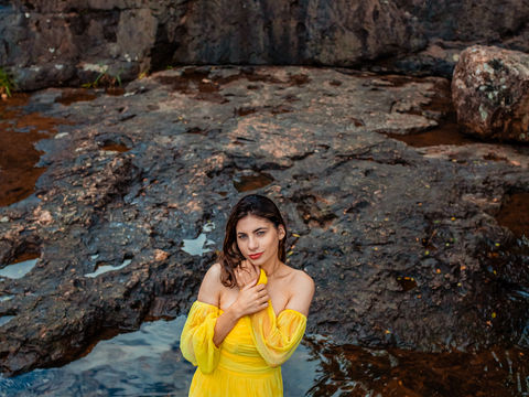 ensaio externo são bento do sul carol mueller fotografia camile ensaio campo alegre cascata paraíso