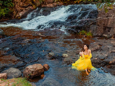ensaio externo são bento do sul carol mueller fotografia camile ensaio campo alegre cascata paraíso