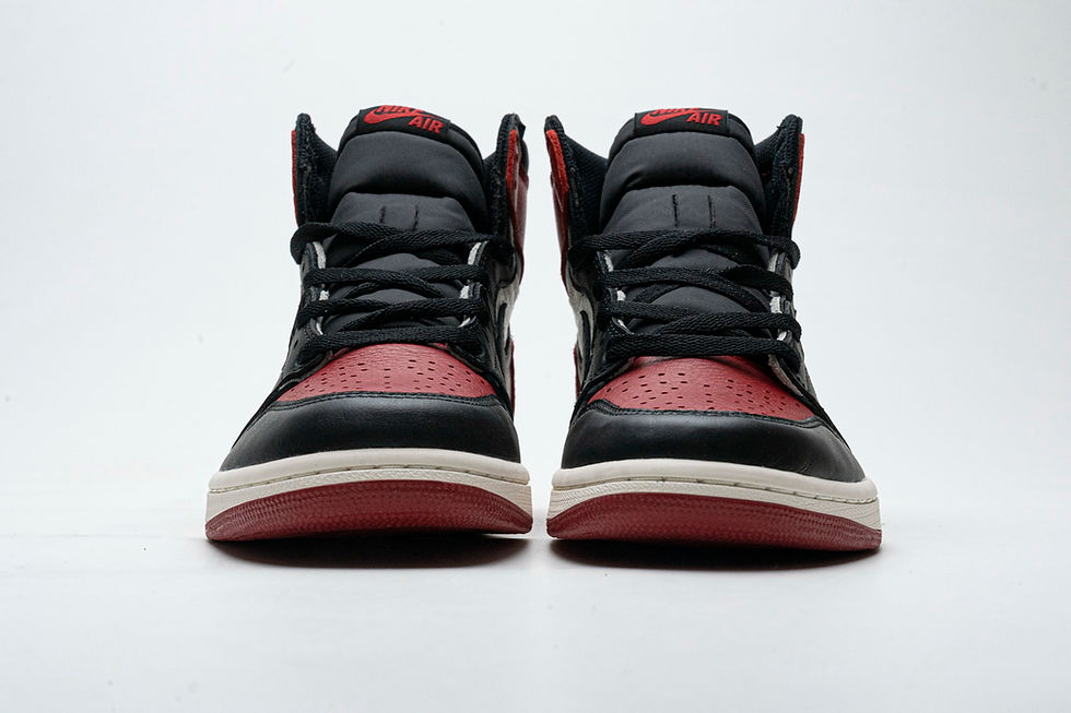 Miniatura: AJ1 High OG “punta cruzada”