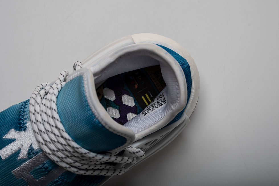 Miniaturbild: nike sneakers, adidas sneakers, streetwear sneakers, balenciaga sneakers, supreme sneakers,