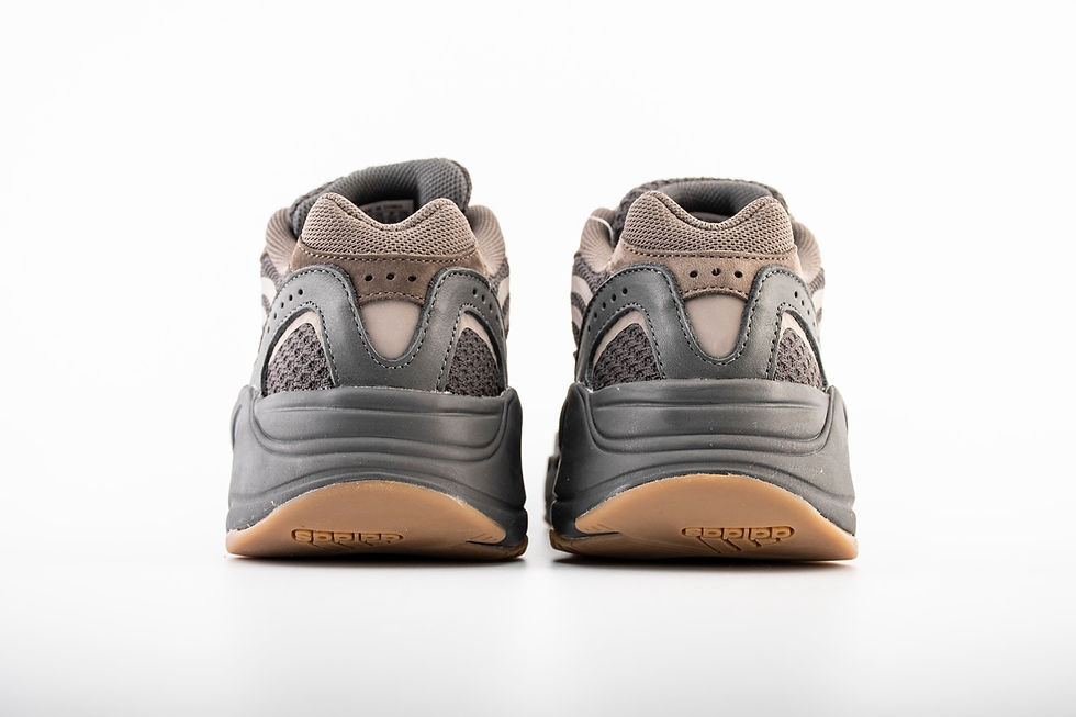Minijatura: nike sneakers, adidas sneakers, streetwear sneakers, balenciaga sneakers, supreme sneakers,