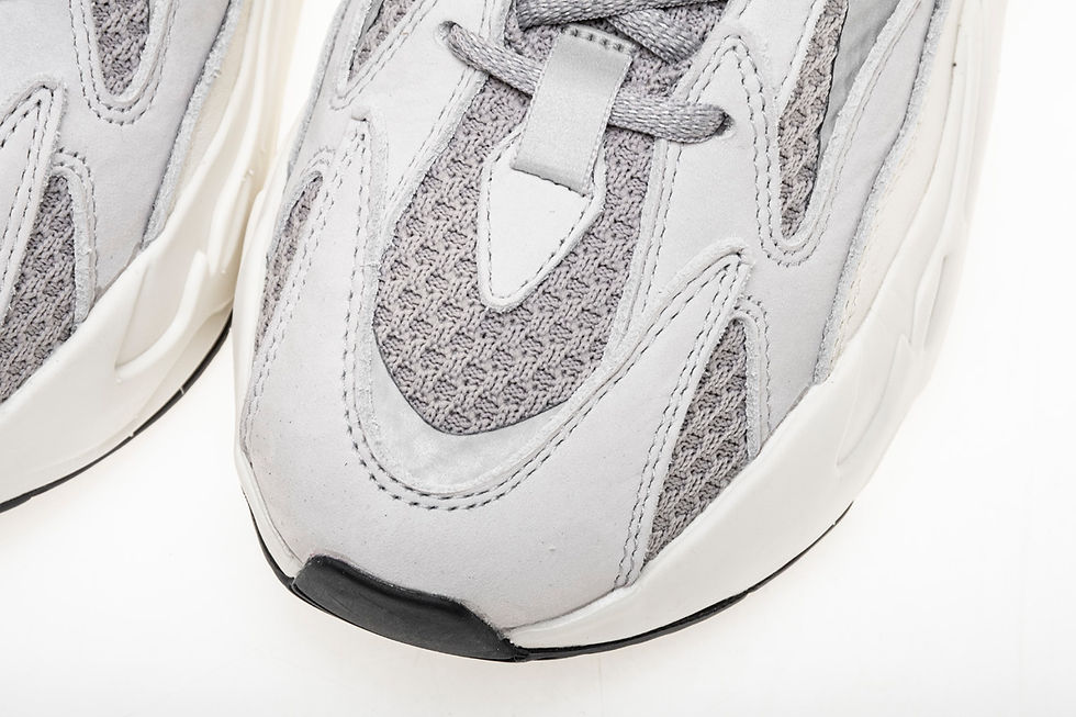 Miniaturbild: nike sneakers, adidas sneakers, streetwear sneakers, balenciaga sneakers, supreme sneakers,