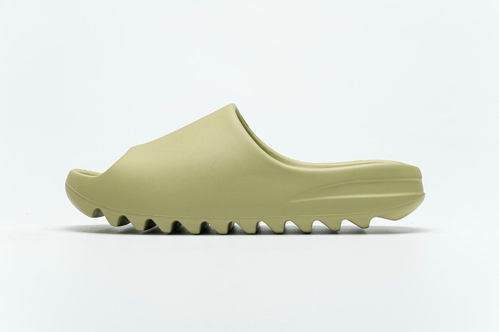 Miniatura: nike sneakers, adidas sneakers, streetwear sneakers, balenciaga sneakers, supreme sneakers,