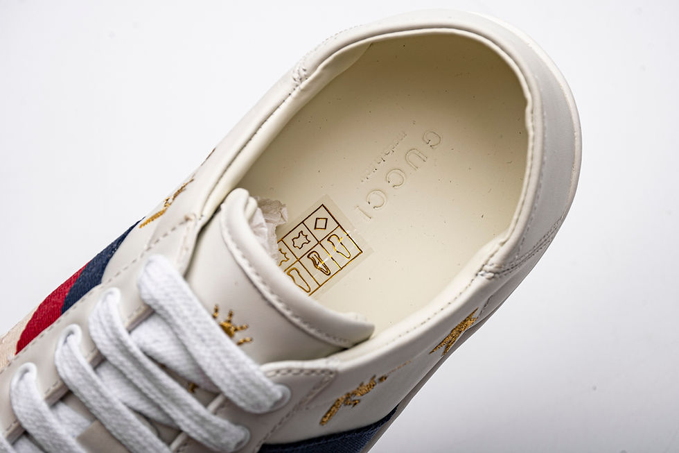 Miniaturbild: GCCI Ace "Gold Flies"