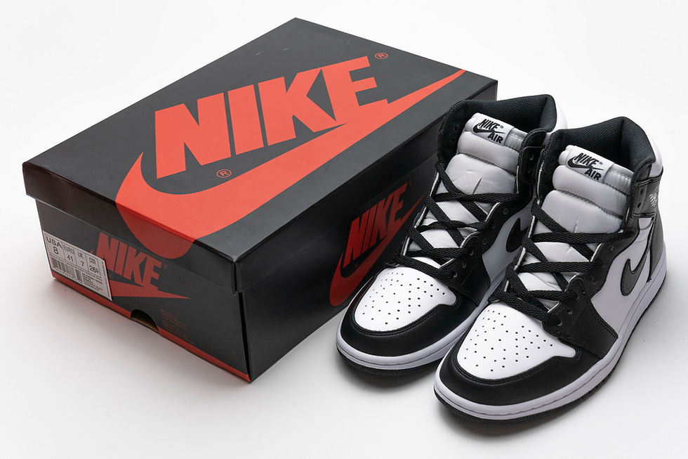 Miniatura: AJ1 Retro Alto "Negro Blanco"