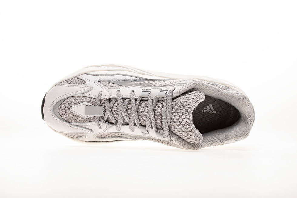 Miniaturbild: nike sneakers, adidas sneakers, streetwear sneakers, balenciaga sneakers, supreme sneakers,