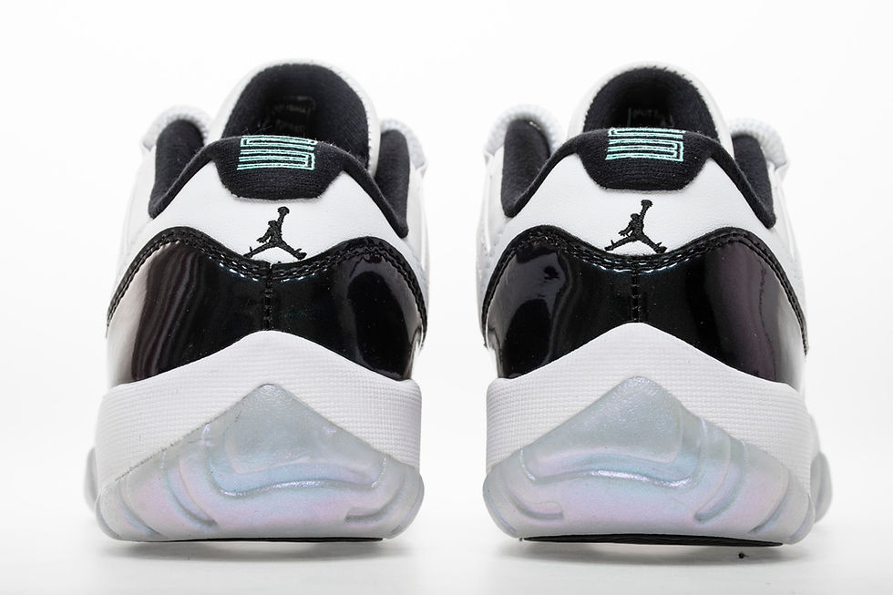 Miniaturbild: AJ11 Low "Easter"