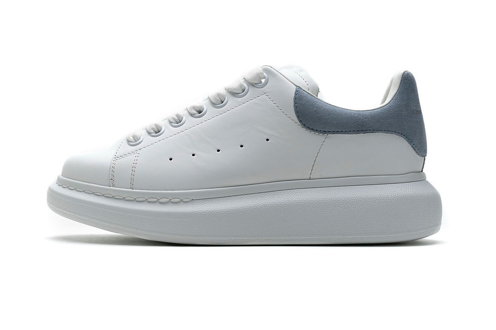 Miniatură: McQueen "White Blue"