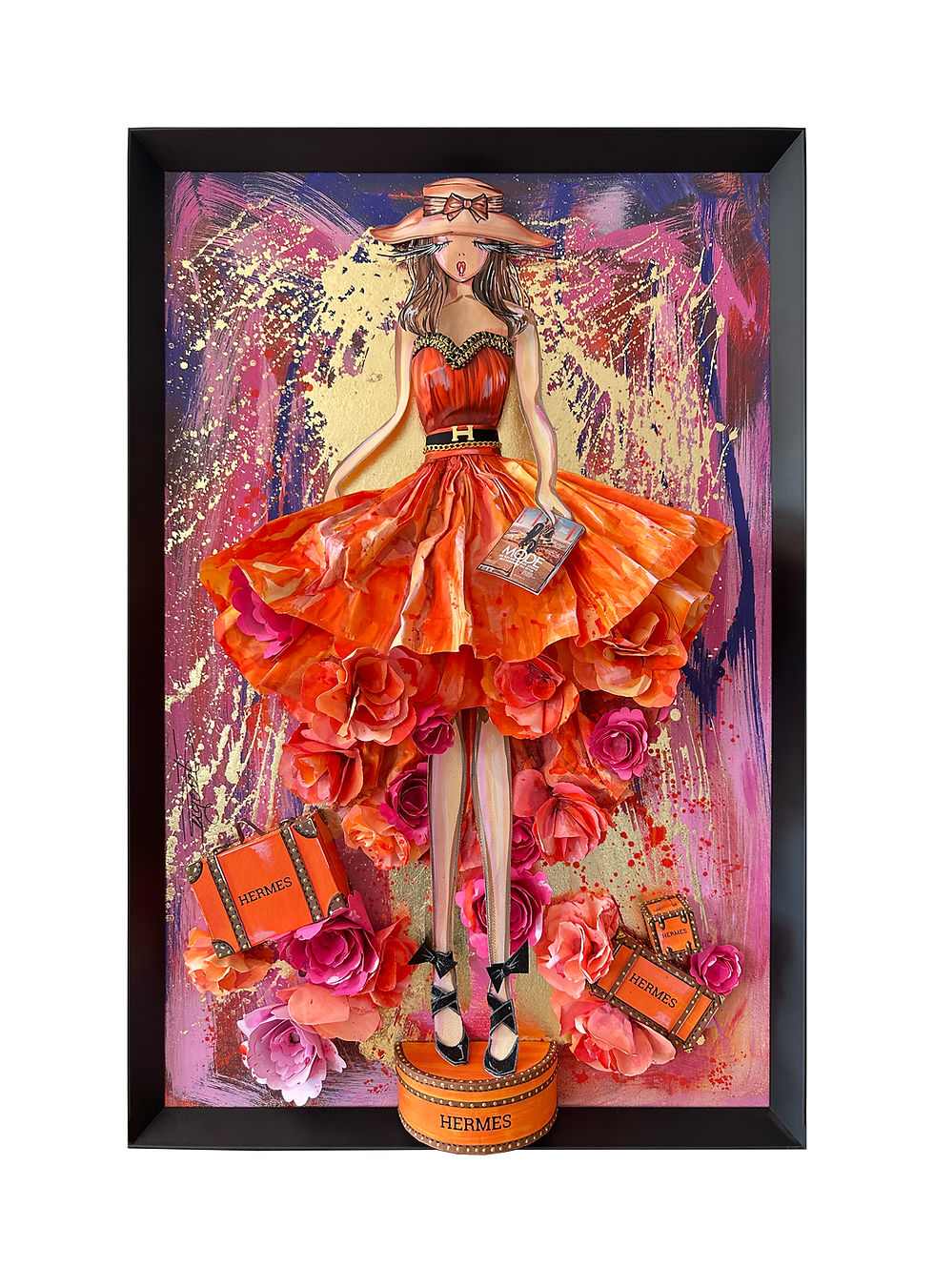 MEDIUM DOLL 100 X 65x15 cm