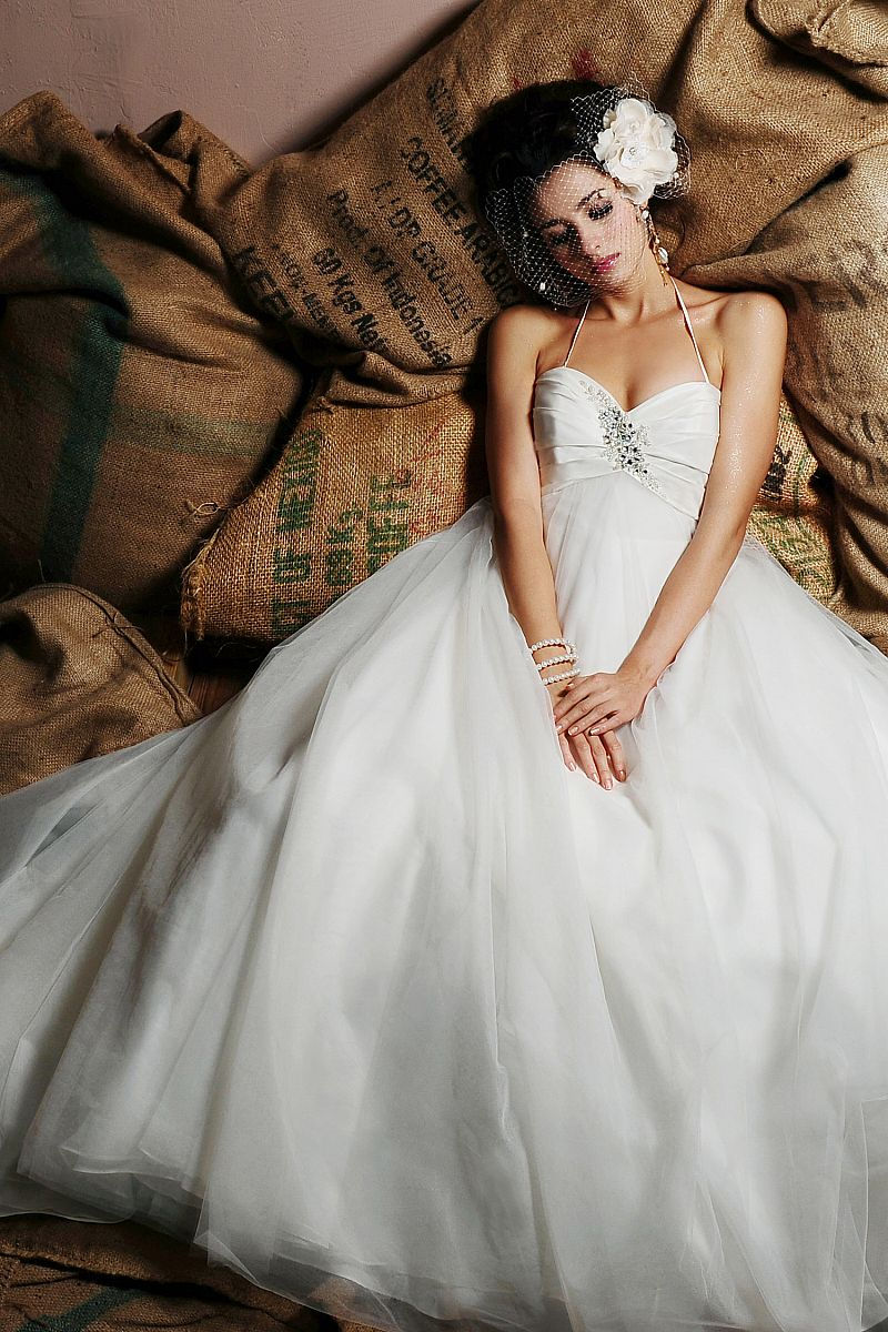 Thumbnail: Emma/Eden Bridal 2209