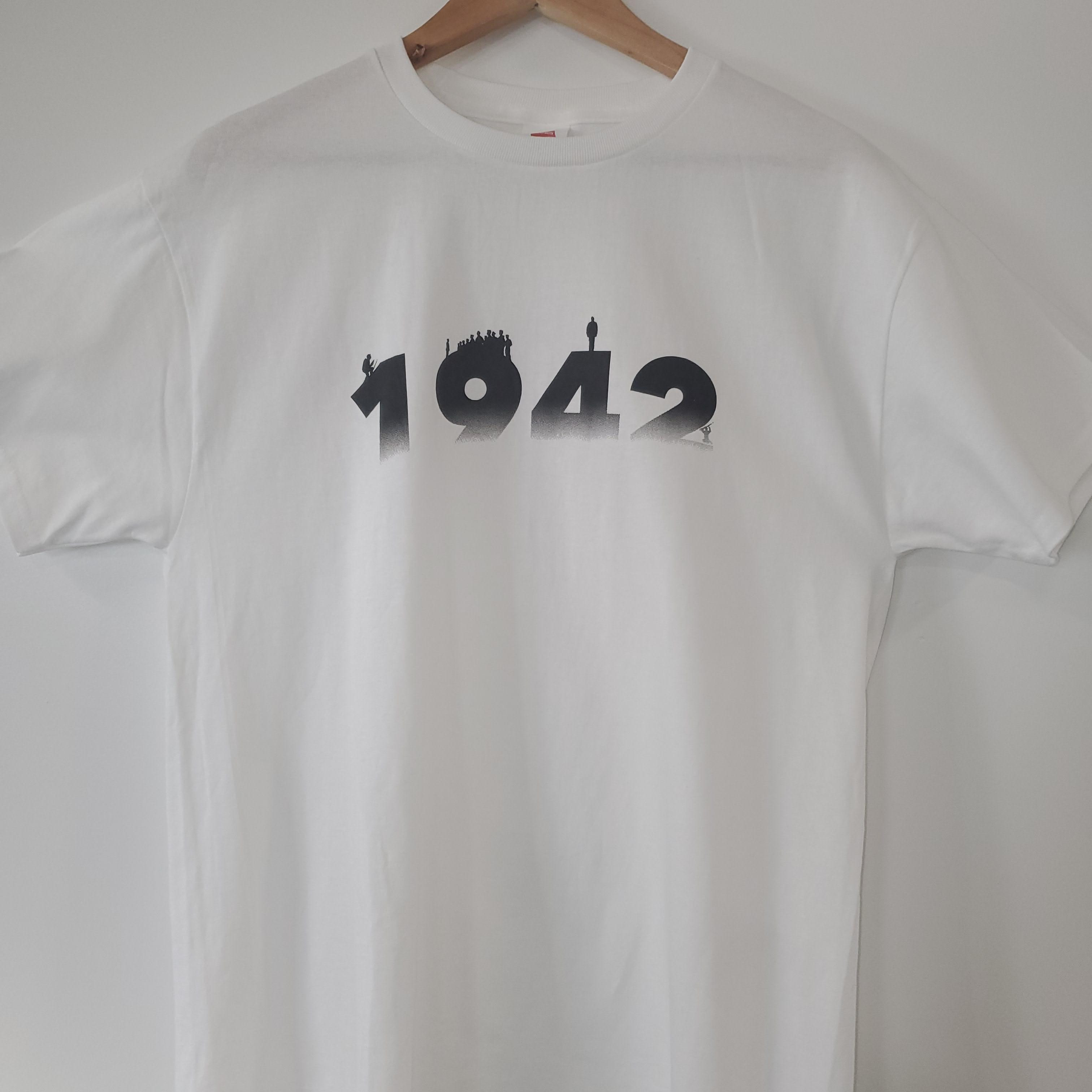 1942-T-Shirt without monument