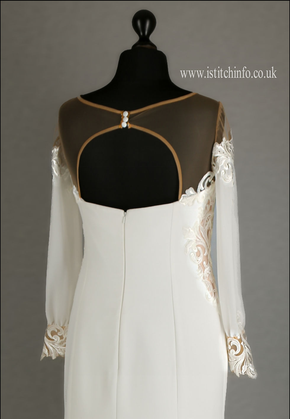 Thumbnail: Handmade A-Line Wedding Dress 'Charlotte' | Size 14