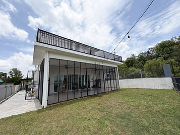 yuvalna_Minimal_long-exposure_seascape_a