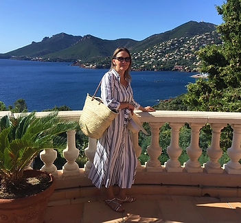 it d’Anne-Marie, fondatrice de La Parenthèse Bleue Conciergerie, sur la Côte d’Azur