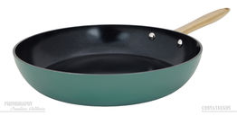 Packshot van een groene pan van Cosy&Trendy. 