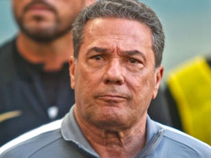 Santos não é laboratório: Luxemburgo não pode ser a solução