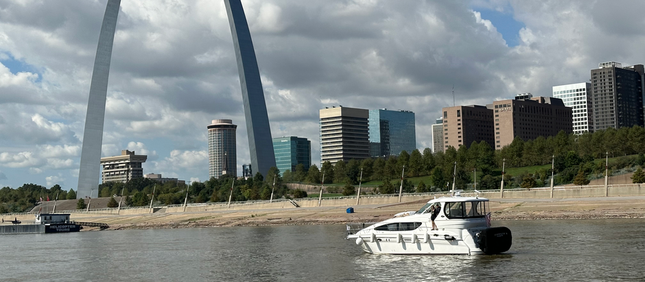 Large Flotilla to Hoppies Barge Stop (#55)