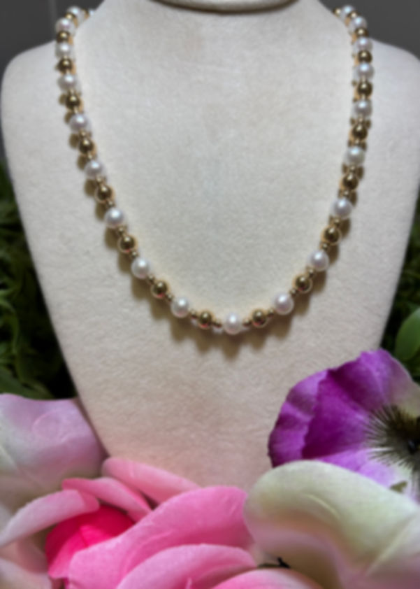 Gold and Pearl Necklace