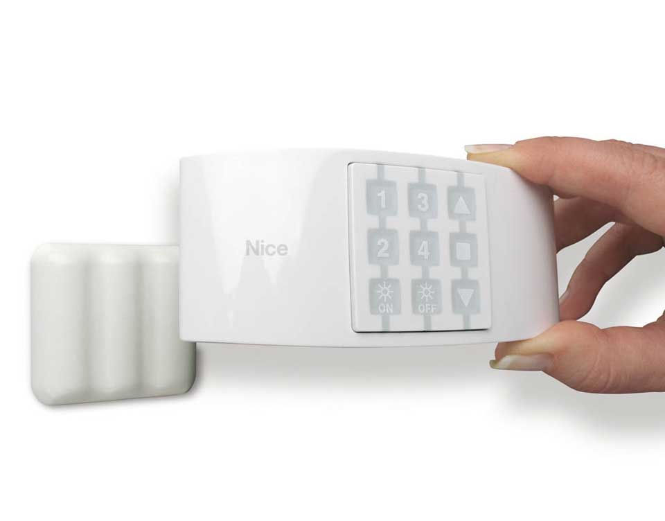 Miniatura: INCEILING MULTIFORMAT