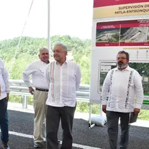 AMLO supervisa autopista Oaxaca - Istmo; se concluirá en diciembre