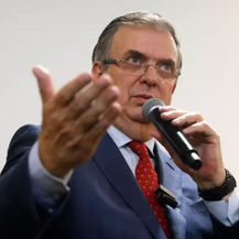 Estatuto de Morena registrado ante INE prohíbe a Ebrard y aliados crear “movimiento”