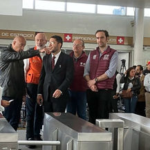 Reabren cinco estaciones de la Línea 12 del Metro