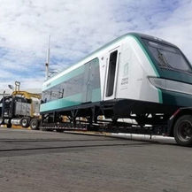 Tramo 2 del Tren Maya lleva 95.7% de avance; entregan segundo convoy