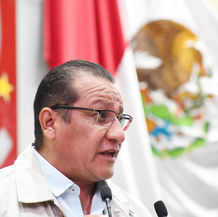 Propone diputado César Mateos clausurar Oxxos que estén cerca de escuelas en Oaxaca