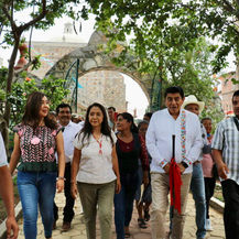 Anuncia Salomón Jara atención prioritaria para San Miguel Tilquiápam por 35.8 mdp