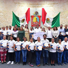 Reconoce Congreso a productoras y productores de quesillo de Reyes Etla por obtener Récord Guinness