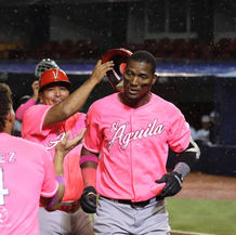 El Águila gana el tercero con ofensiva de Lake