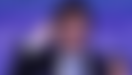 Milei sube la apuesta contra empresarios a los que trata de “chorros”