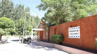 Intento de robo en Neuquén: una mujer encontró a un delincuente en el baño de su casa y lo encerró