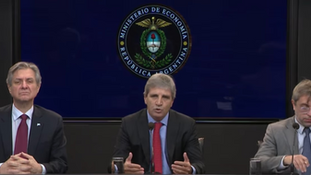 Caputo anunció el programa financiero de 2027: "Salir a los mercados es una opción más, no un objetivo”