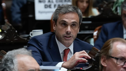 Guillermo Michel afirmó que el superávit fiscal es artificial y criticó el rumbo económico