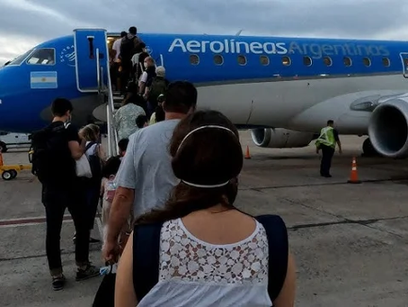 La justicia ordenó la reincorporación de los tres pilotos despedidos en Aerolíneas Argentinas