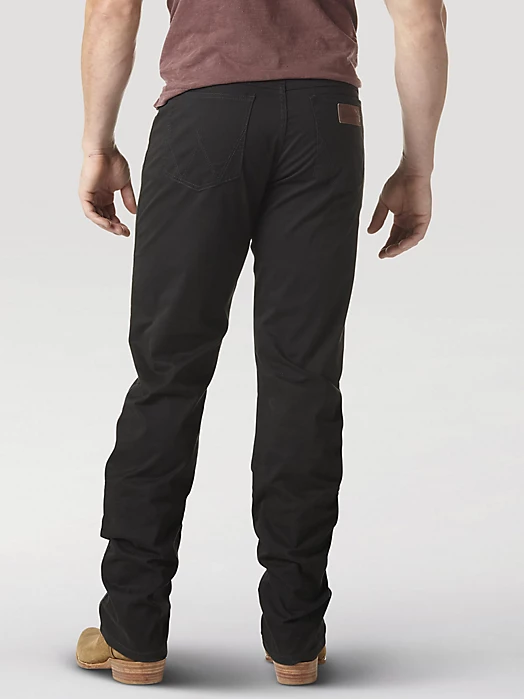 WRANGLER MEN'S RETRO® SLIM FIT STRAIGHT LEG PANT IN BLACK | Ream's ...