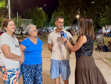 Solís de Mataojo celebró el Carnaval con desfile, tablado y fuerte participación local.