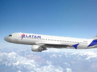 LATAM anuncia expansão com até 30 novos destinos domésticos no Brasil após pedido de Embraer