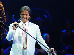 Roberto Carlos faz show gratuito em Salvador e inaugura palco do Festival Virada 2026