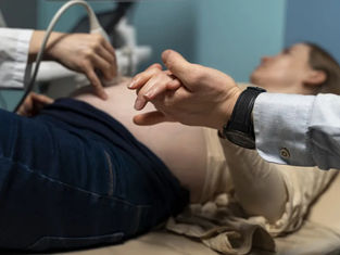 Organismos de saúde pedem ação global urgente contra hemorragia pós-parto, principal causa de morte materna