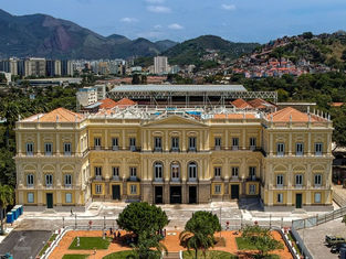 Museu Nacional do Rio de Janeiro reabre salas após restauração histórica