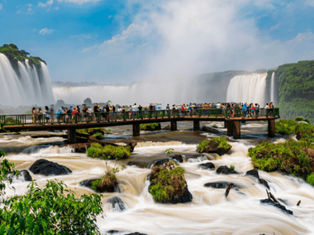 Turismo brasileiro fatura recorde de R$ 108 bilhões no primeiro semestre de 2025