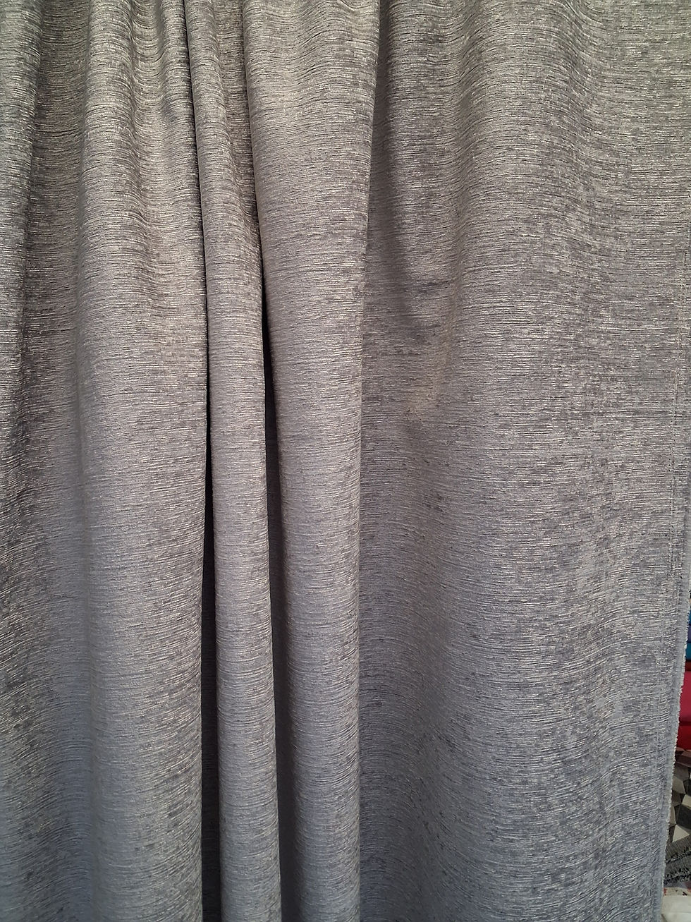 Thumbnail: Silver chenille.