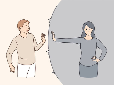 Gắn bó né tránh (avoidant attachment) là gì? Khi bạn muốn gần nhưng lại cứ đẩy người khác ra