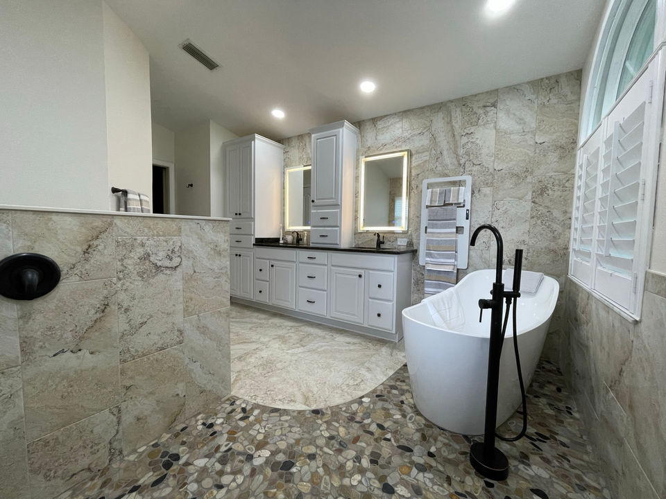 Vanity cabinet